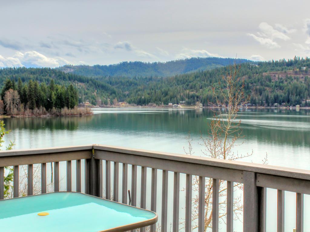 Beautiful Lake Coeur D'Alene Cabin On The Bay Hotel Mica Exterior foto