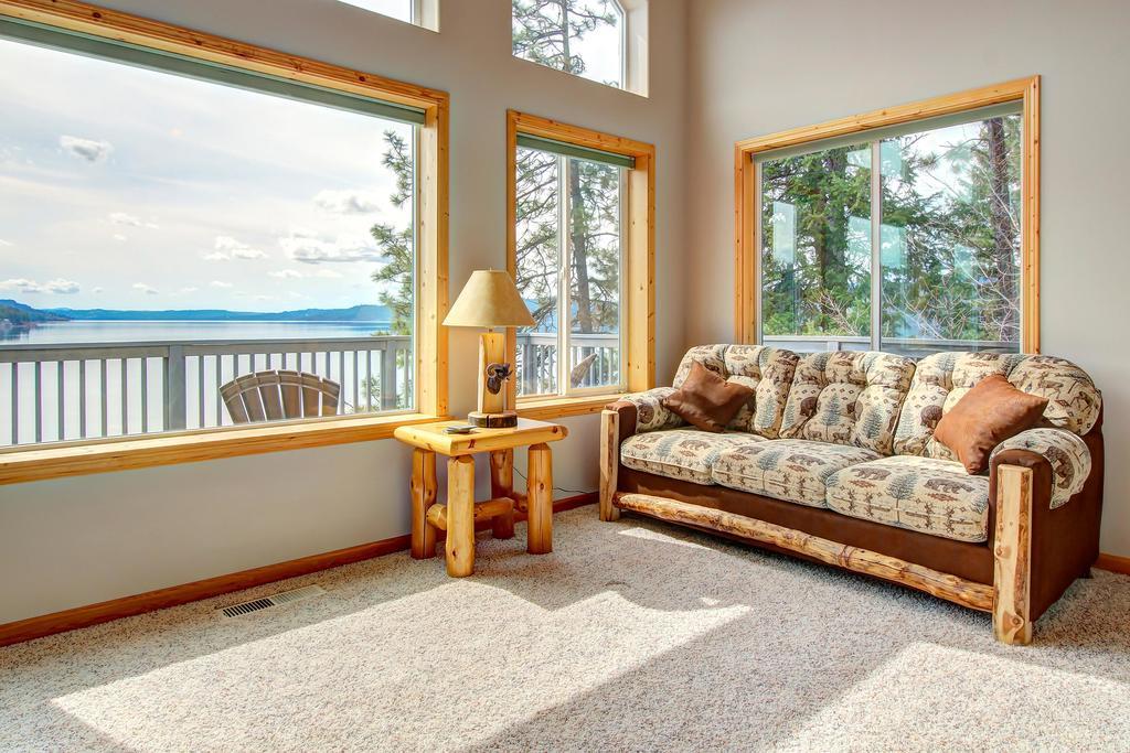 Beautiful Lake Coeur D'Alene Cabin On The Bay Hotel Mica Exterior foto